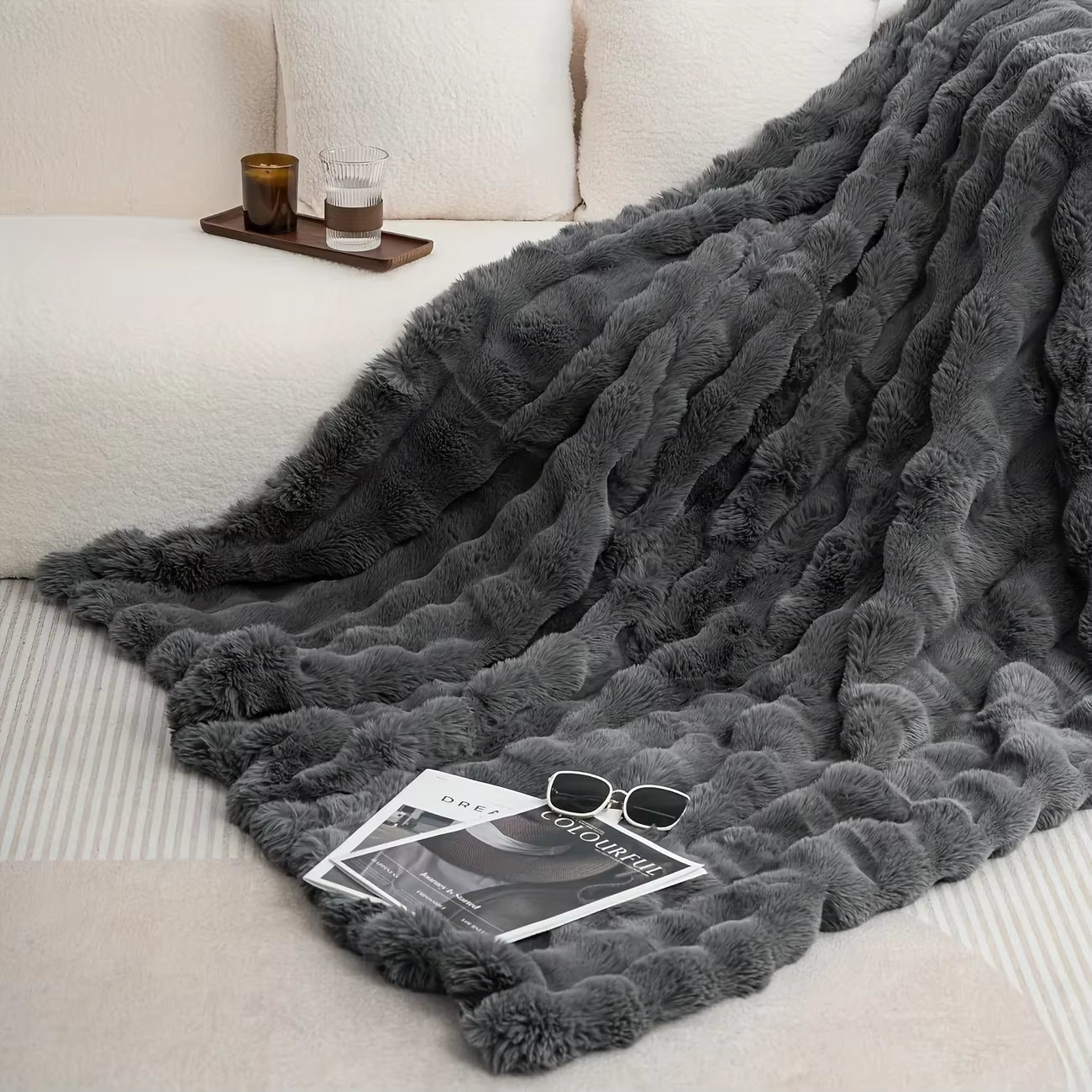 Cozly Throw (Black)
